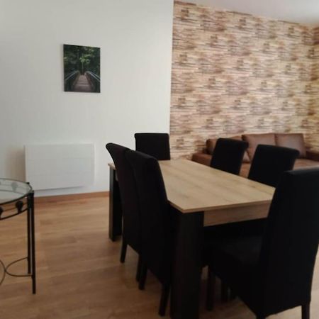 Gonnelles Appartement T3 Centre Ville Rdc D Agen Extérieur photo